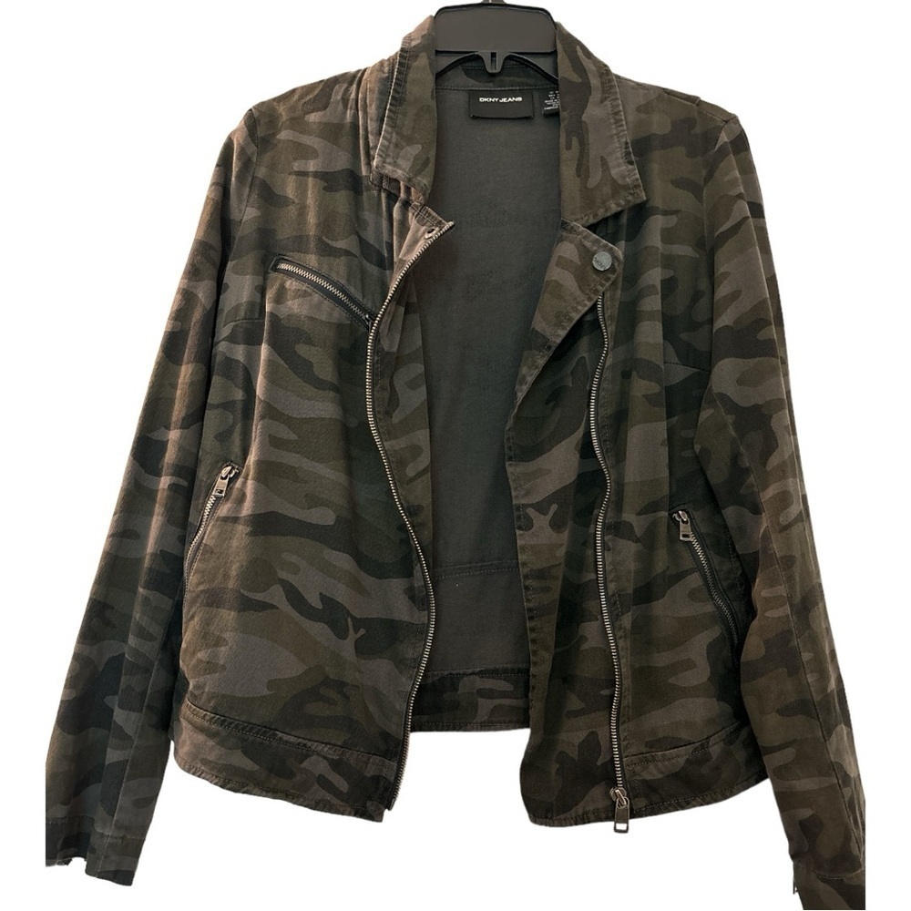 DKNY JEANS moto camo jacket, size M. Full zip front and pockets.